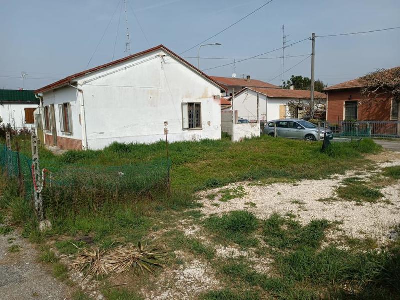 fotografie - Casa Indipendente Faenza (RA) Periferia Valle 
