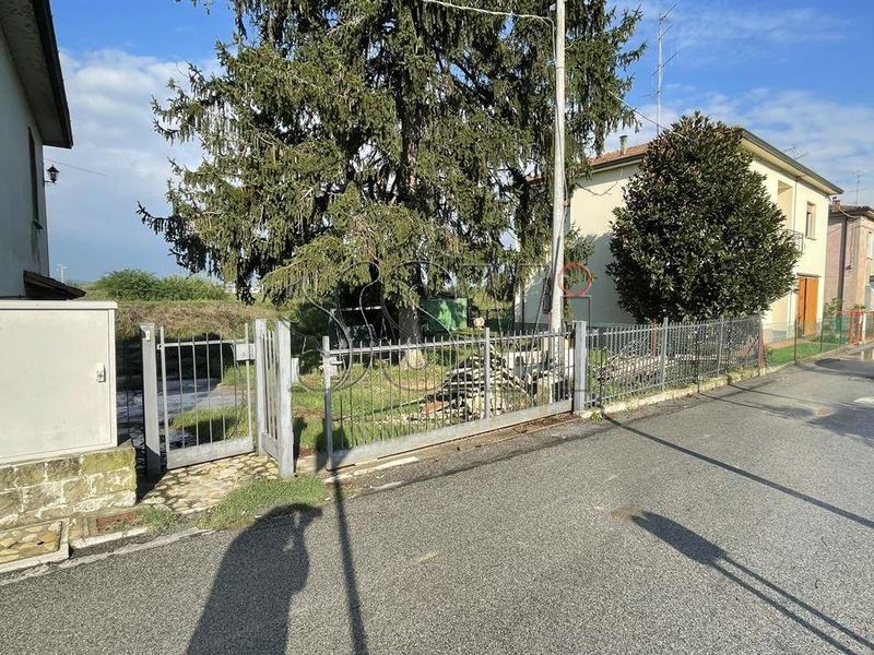 fotografie - Casa Indipendente Faenza (RA)  