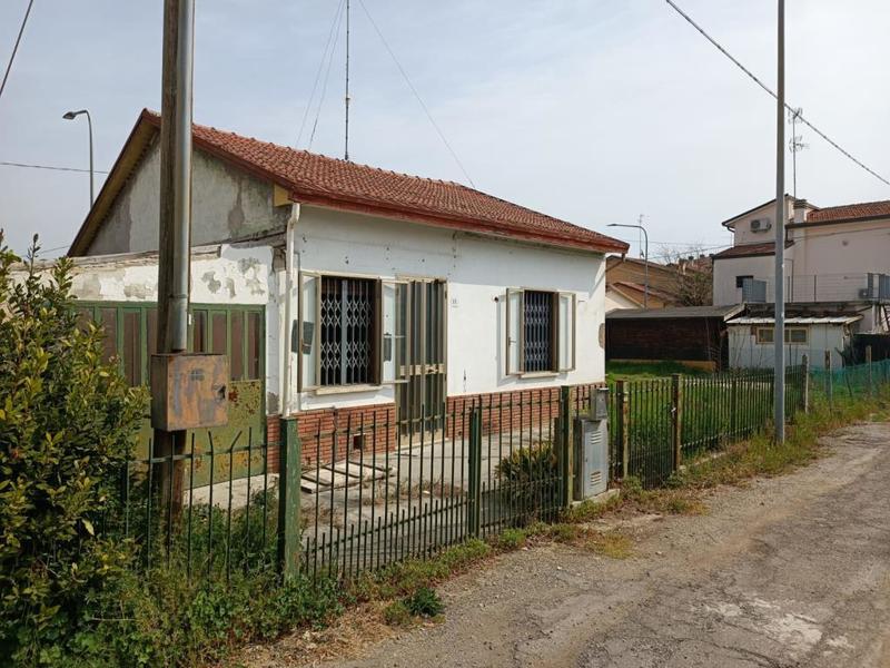 fotografie - Casa Indipendente Faenza (RA) Periferia Valle 