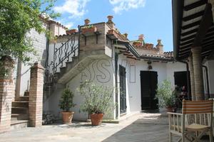 vendita casa indipendente
