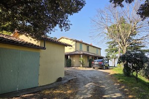 vendita casa indipendente